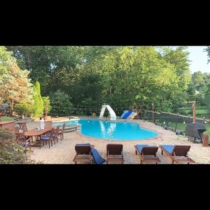 Meet your Posher, Nicholas